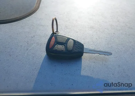 2006 Chrysler 300C из США, поврежденный, VIN 2C3KA63H66H534221